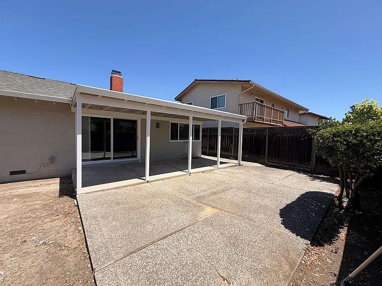 278 El Portal Way — Photo 4