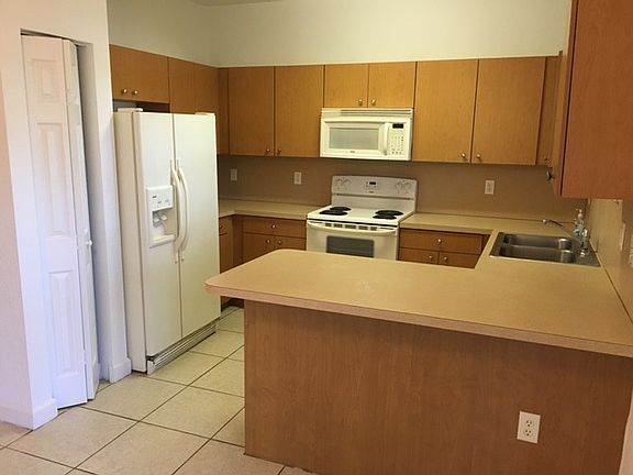 2nd image of 359 NE 27th Ter Unit 103