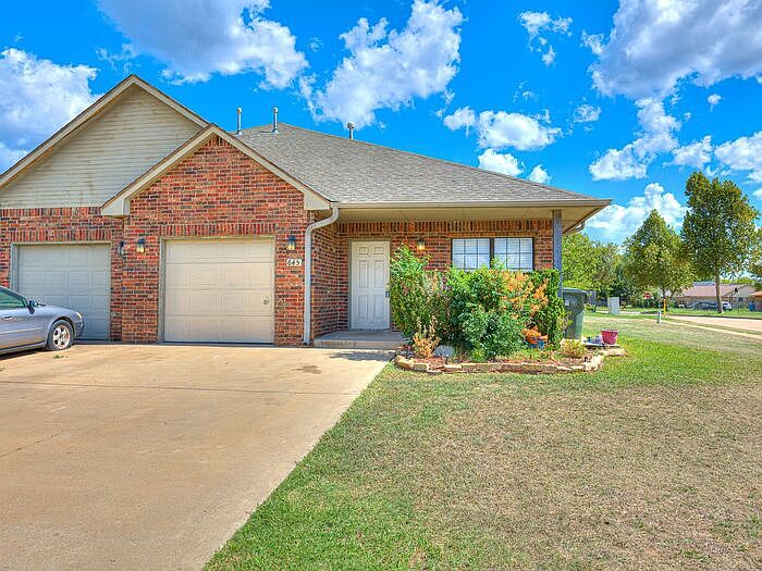 1st image of 645 Welston Cir