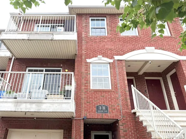 3-31 Endeavor Place #B, College Point, NY 11356