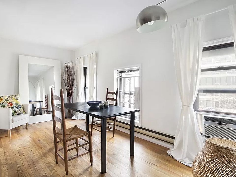 2nd image of 301 E Houston St #3F