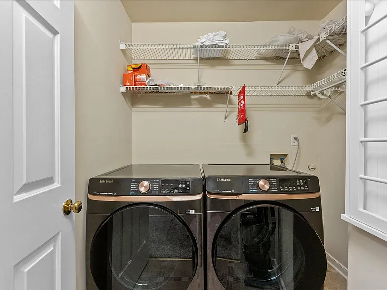 10948 Sunset Hills Dr — Photo 35