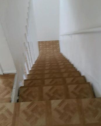 5th image of 521 S Maryland Pkwy APT A30