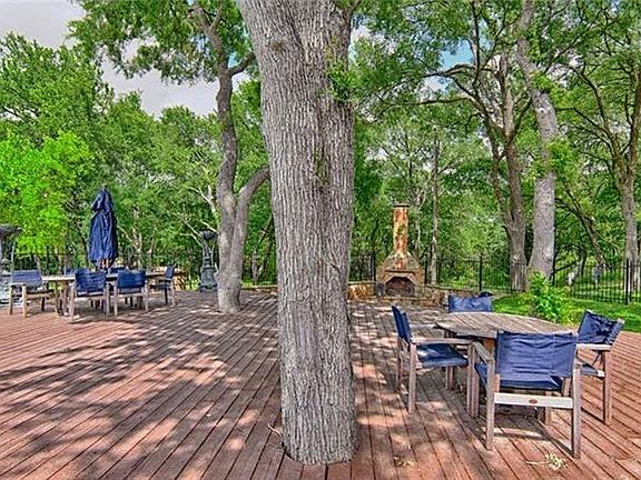 3rd image of 2671 Creekwood Dr