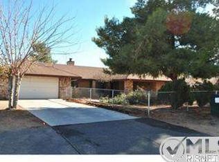 9391 Sierra Vista Rd, Phelan, CA 92371