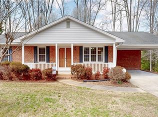 6919 E Holly Grove Rd, Thomasville, NC 27360