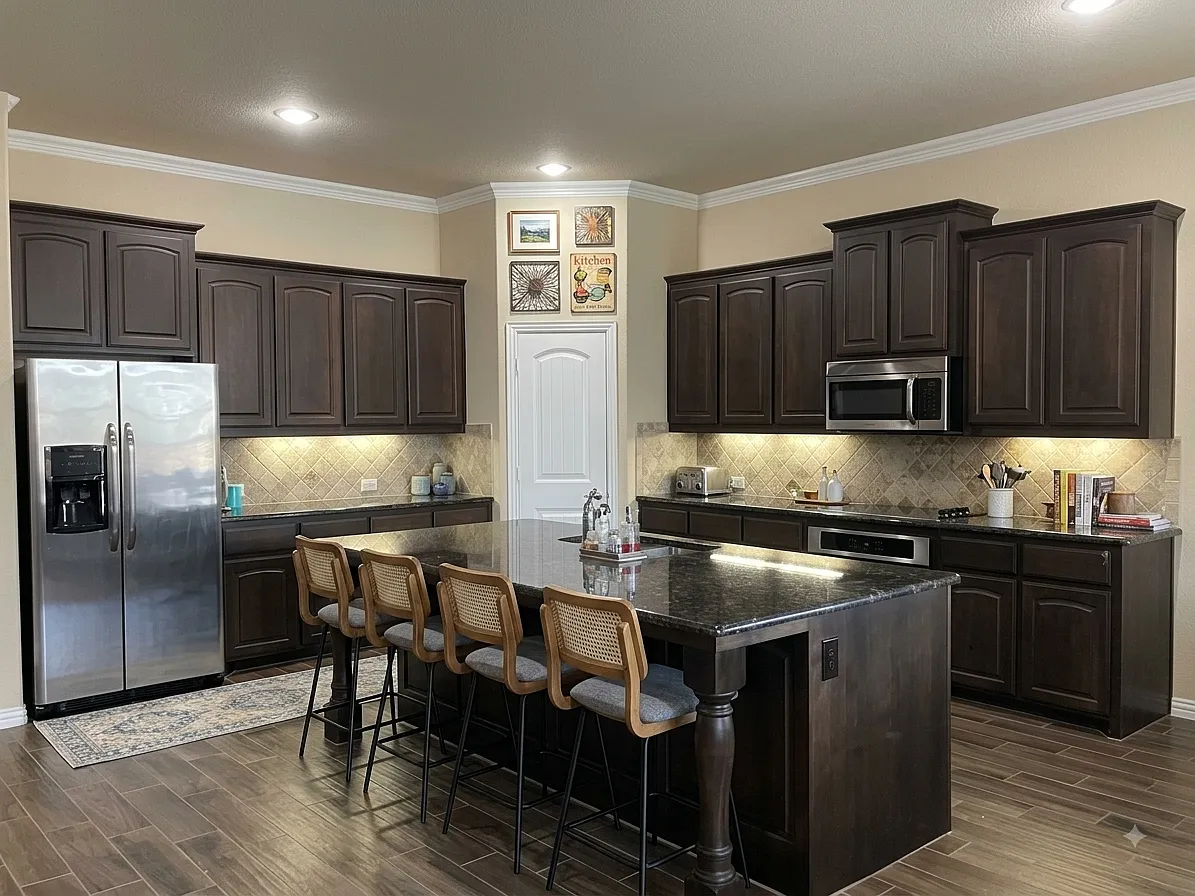 3 bed, 2540 sqft, $2,700 — Photo 4