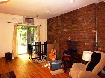 4th image of 117 W 74th St APT 4C