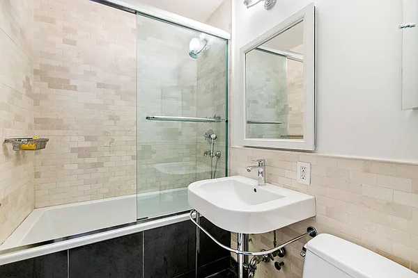 Sold by Compass | media 7