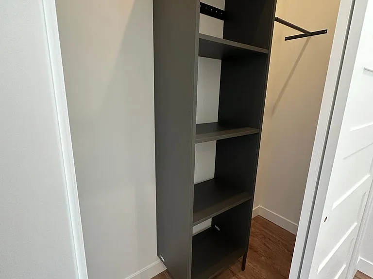 1845 N Screenland Dr — Photo 24