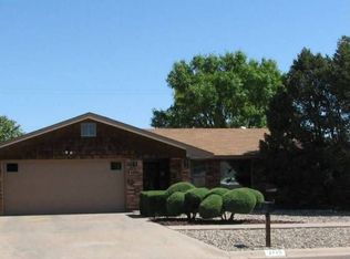 2715 W 8th St, Roswell, NM 88201