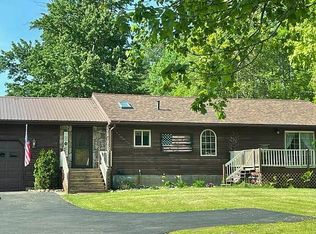 233 County Route 76, Stillwater, NY 12170