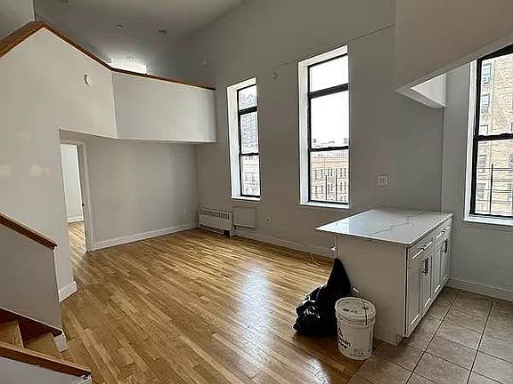 5th image of 175 W 85th St #5B