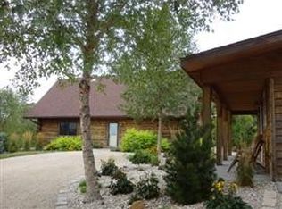 7718 Bunker Hill Rd, Platteville, WI 53818