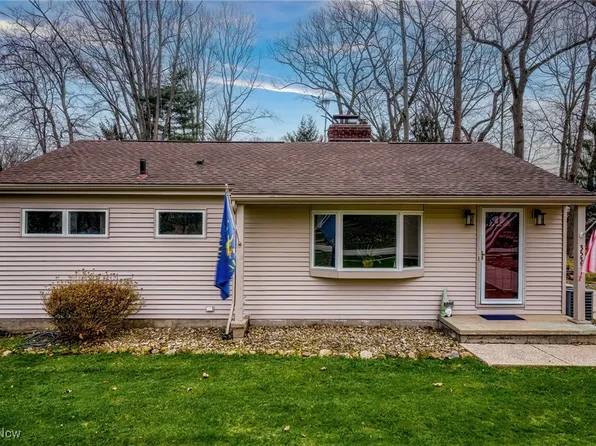 3533 Lakeview Blvd, Stow, OH 44224
