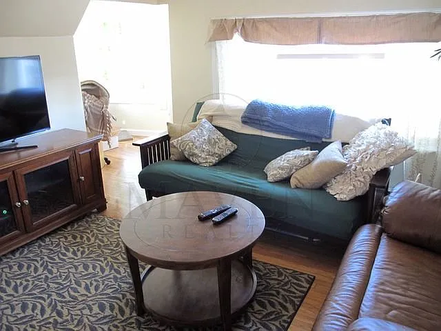 410 Main St #3 — Photo 2