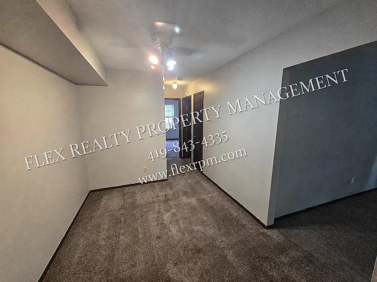 3353 W Laskey Rd — Photo 6