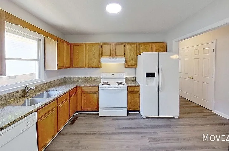 4006 Coltrain Rd #A — Photo 35