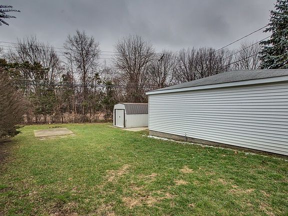 4th image of 35531 Canyon Dr