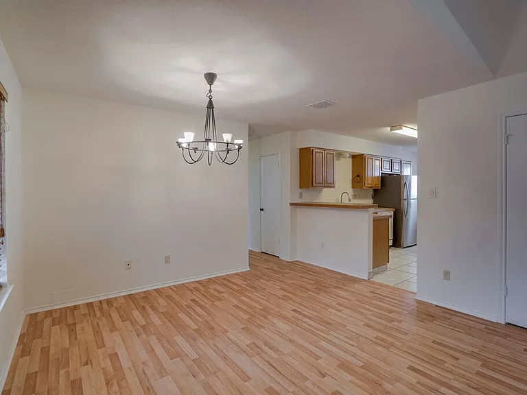 7004 Dallas Dr — Photo 6