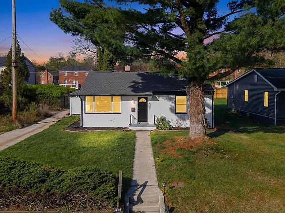 2nd image of 700 Greenwood Rd