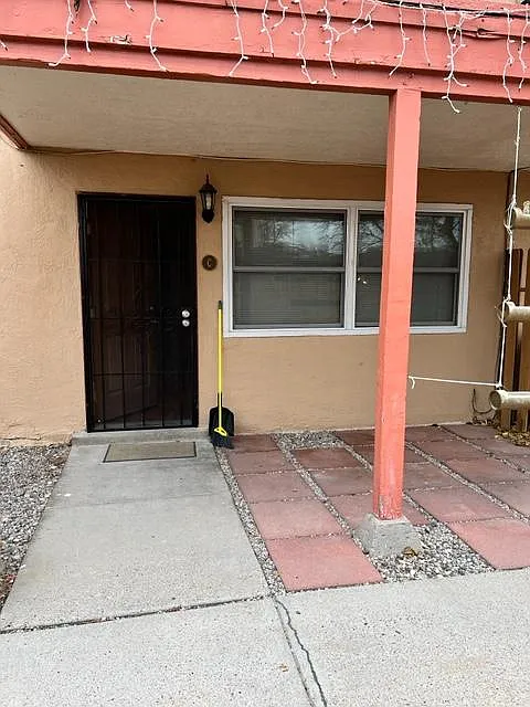 1227 Chelwood Park Blvd NE — Photo 1