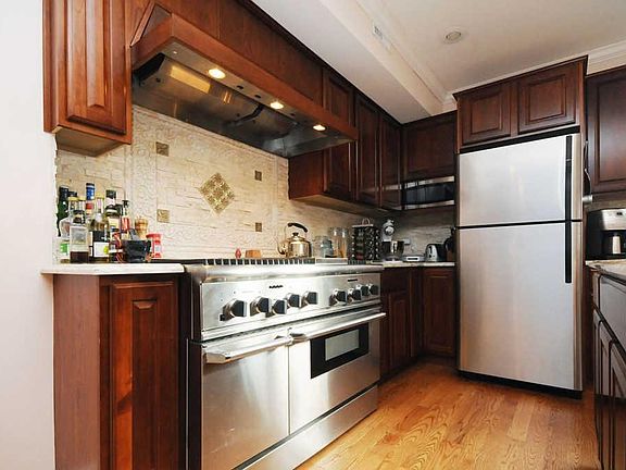4th image of 4605 N Hermitage Ave #Chse