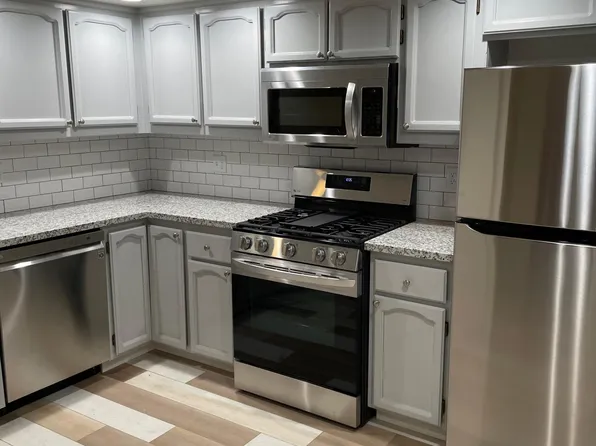 1118 Cedar Creek Dr Unit 83, Modesto, CA 95355