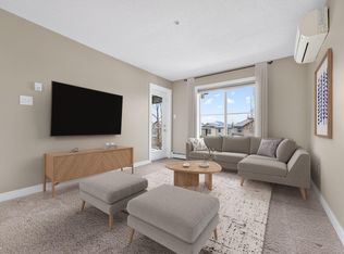 270 McConachie Dr NW #213, Edmonton, AB T5Y3N4