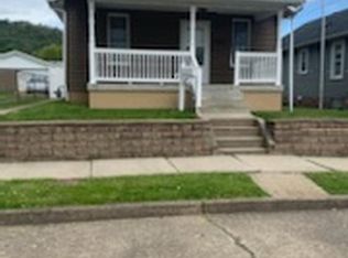 212 Olive Ave, Moundsville, WV 26041