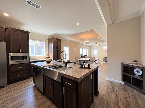 4th image of 11212 Mountain Ash Ln