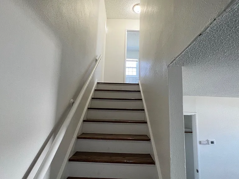 9500 Harrison St — Photo 9