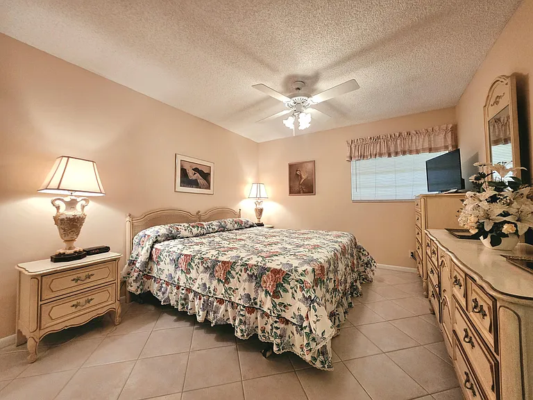 719 Flanders Dr #O — Photo 14