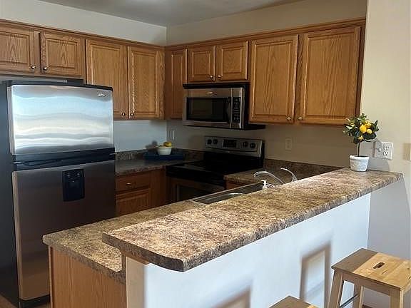 5th image of 3297 Prairie Bend Cir