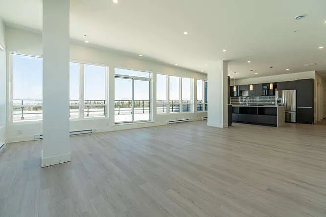 172 Wentworth Dr — Photo 13