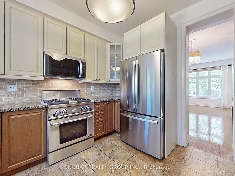 2213 Blackbird Ct — Photo 13