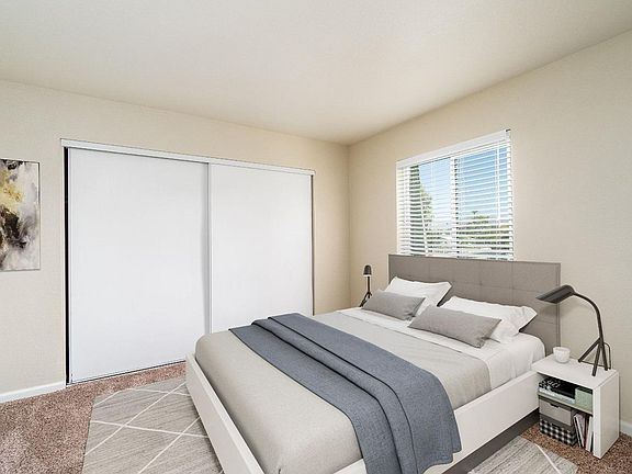 5th image of 82435 Requa Ave APT 1