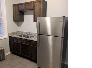 7044 S Chappel Ave APT 2W, Chicago, IL 60649