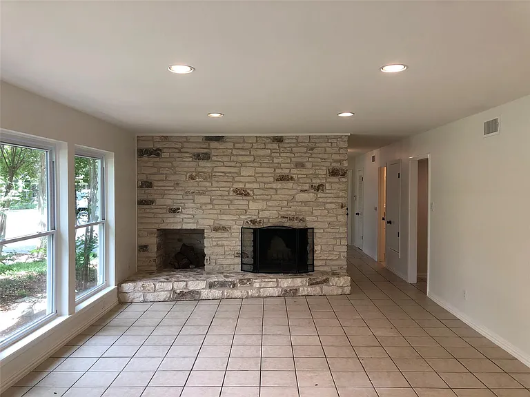 809 Malabar St — Photo 5