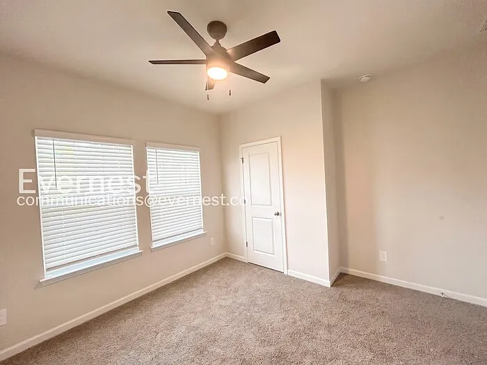 7762 Plymouth Dr — Photo 10