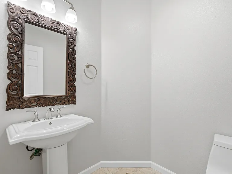 1517 David Ln — Photo 10