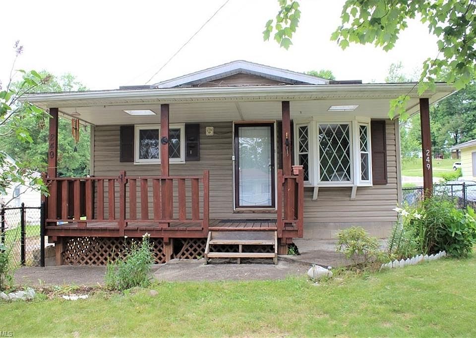 1st image of 249 Evergreen St