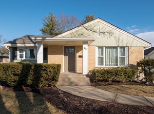 96 Riverside Ave, Dundee, IL 60118