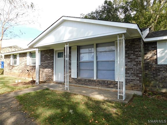 3rd image of 232 Camellia Dr