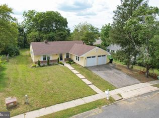 4 Amber Pl, Sicklerville, NJ 08081