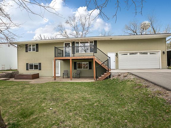 3rd image of 430 Caroline Ln