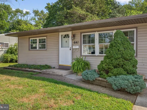 641 N Coles Ave, Maple Shade, NJ 08052