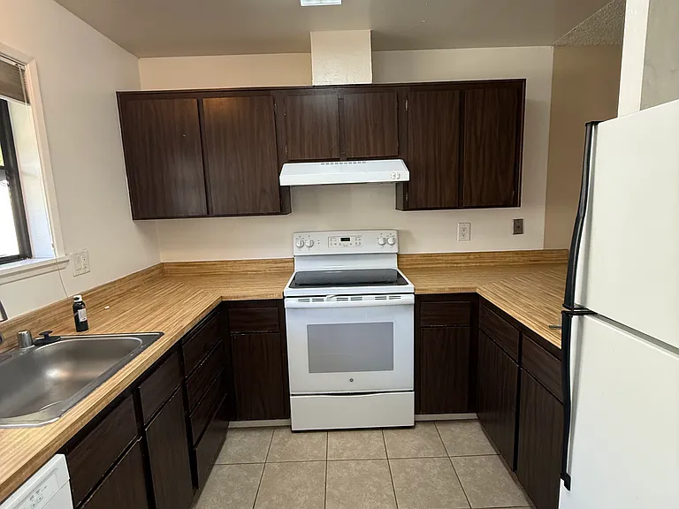 900 Southampton Rd #54 — Photo 9