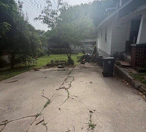 2nd image of 1307 Belmont Ave