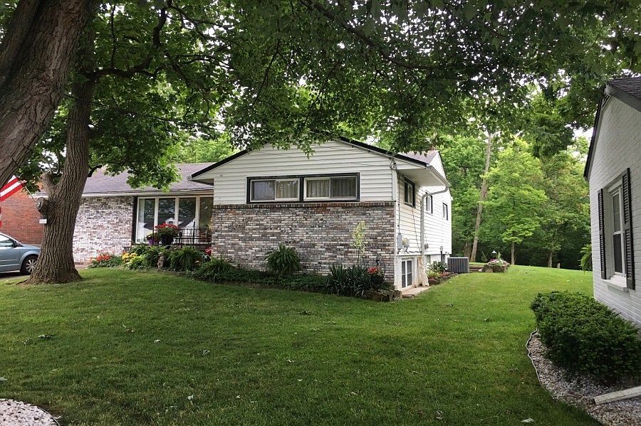 2nd image of 8656 Antrim Ct